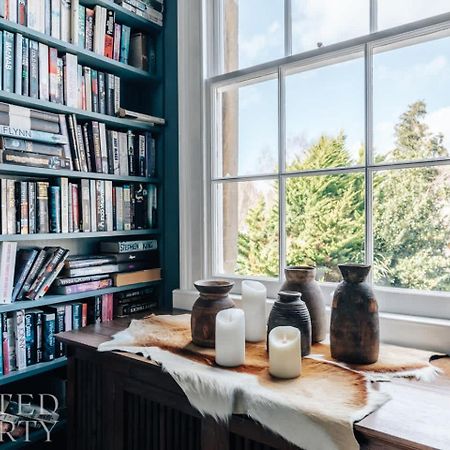 Central Townhouse With Garden & Free Parking Bath Bagian luar foto