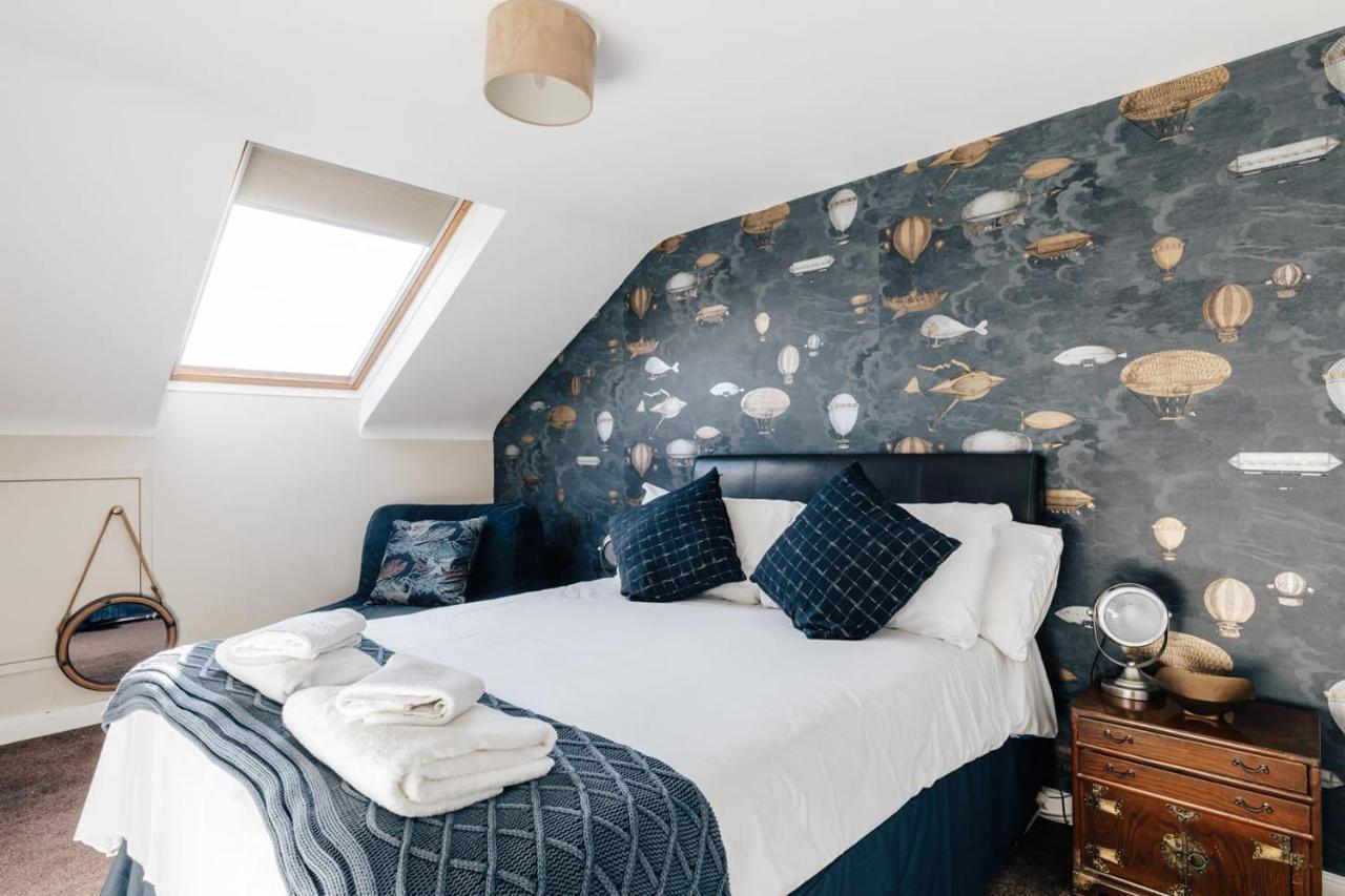 Central Townhouse With Garden & Free Parking Bath Bagian luar foto