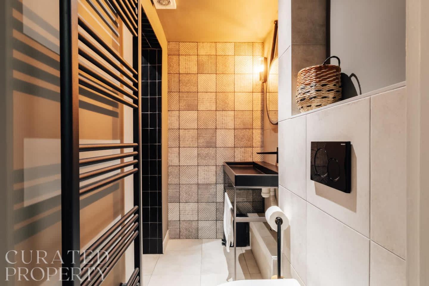 Central Townhouse With Garden & Free Parking Bath Bagian luar foto